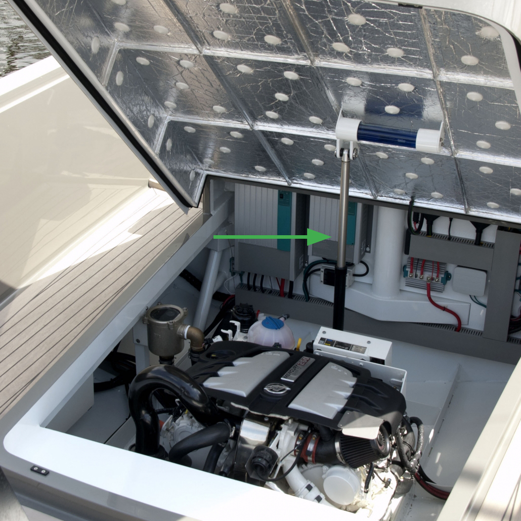 Foto van de actuator in gebruik op het yacht